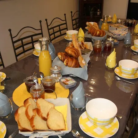 ゲストハウス Aux Charmes D'antan La Pommeraie-sur-Sèvre
